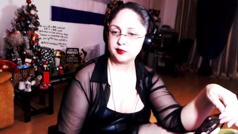 Empress online show from 02-05-25, 03:55