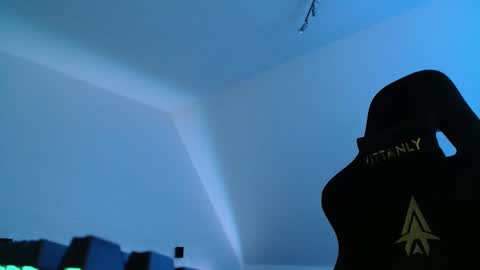Snapshot of imsexyandiknowit89 chatting on 11-03-25, 02:29 Flummi online show from 11-03-25, 02:29