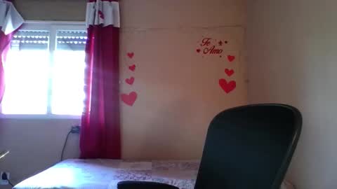 Florencia online show from 02-25-26, 04:27