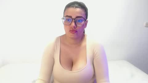 imsweetlips online show from 10-29-25, 07:48