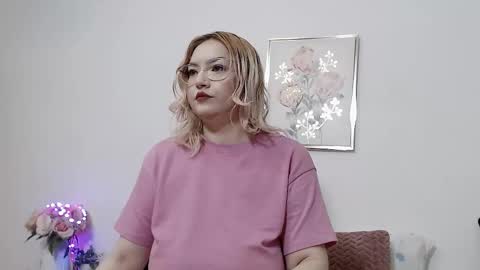 Ina online show from 11-06-25, 03:40