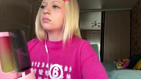 Snapshot of inamillsap chatting on 03-07-26, 10:45 Lola online show from 03-07-26, 10:45