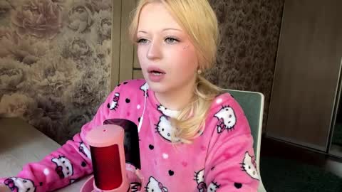 Snapshot of inamillsap chatting on 03-29-26, 12:16 Lola online show from 03-29-26, 12:16