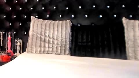 inanna_ishtar1 online show from 02-06-26, 05:34