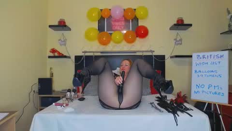 inannalove online show from 03-10-25, 01:43