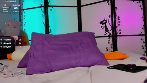  Dina  Help me reach 100 likes  online show from 03-02-25, 08:18