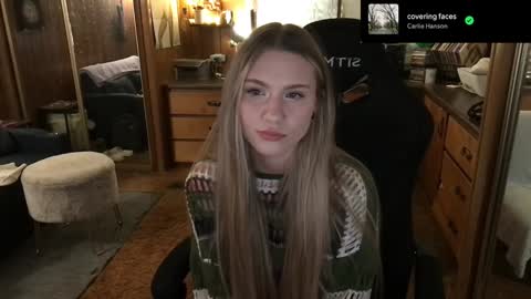 Snapshot of incognitoqueen chatting on 12-29-24, 04:05 Carter online show from 12-29-24, 04:05