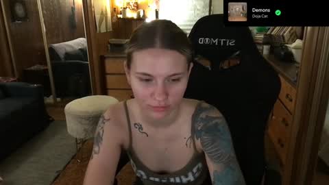Snapshot of incognitoqueen chatting on 01-04-25, 12:59 Carter online show from 01-04-25, 12:59