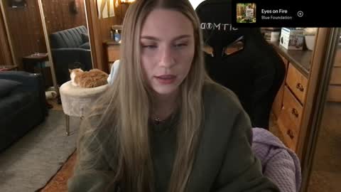 Snapshot of incognitoqueen chatting on 01-14-25, 03:43 Carter online show from 01-14-25, 03:43