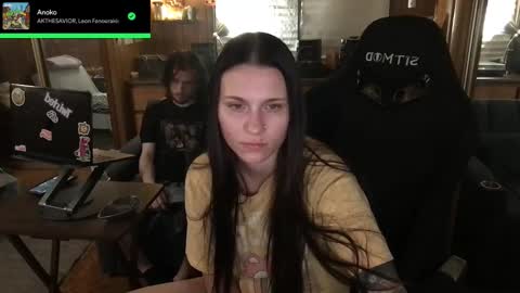 Snapshot of incognitoqueen chatting on 09-10-25, 02:00 Carter online show from 09-10-25, 02:00