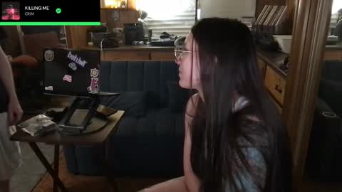 Snapshot of incognitoqueen chatting on 10-01-25, 05:57 Carter online show from 10-01-25, 05:57