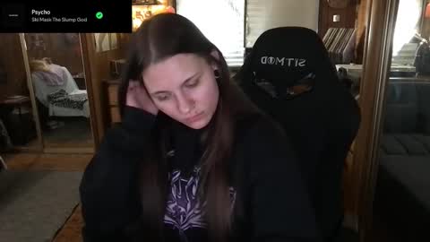 Snapshot of incognitoqueen chatting on 10-27-25, 07:34 Carter online show from 10-27-25, 07:34