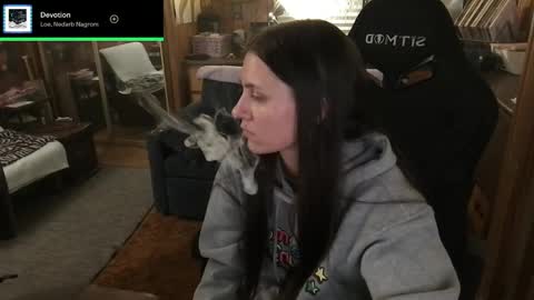 Snapshot of incognitoqueen chatting on 05-16-26, 04:09 Carter online show from 05-16-26, 04:09