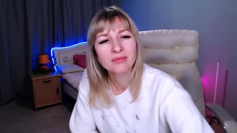 incredible_ariela online show from 12-08-24, 01:47