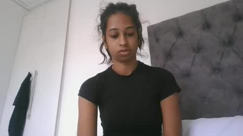 indanbella19 online show from 04-18-26, 04:49