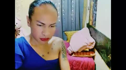 Snapshot of indaypakay_ts chatting on 10-22-25, 02:01 Pakay online show from 10-22-25, 02:01