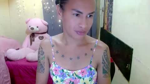 Snapshot of indaypakay_ts chatting on 11-06-25, 08:04 Pakay online show from 11-06-25, 08:04