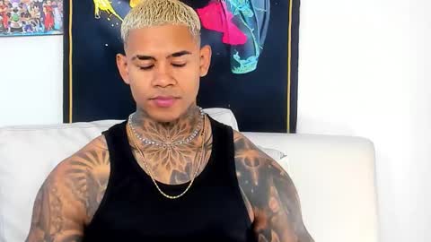 Jacobo online show from 11-26-25, 07:04