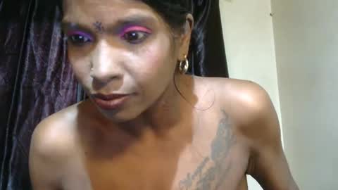 Snapshot of indian_blossom chatting on 12-11-24, 12:55 Denise online show from 12-11-24, 12:55