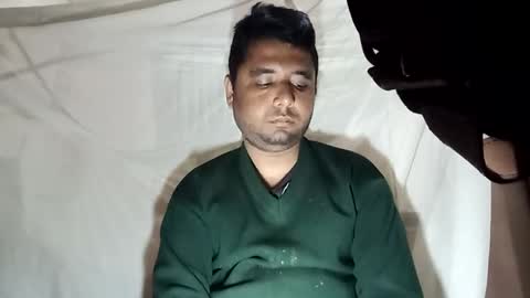 Snapshot of indian_boy4fuck chatting on 02-08-25, 09:56 RUPAM online show from 02-08-25, 09:56