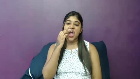 Melz online show from 01-17-25, 06:04