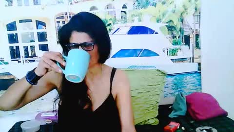 Snapshot of indianallure chatting on 01-15-25, 10:06 Femiez online show from 01-15-25, 10:06