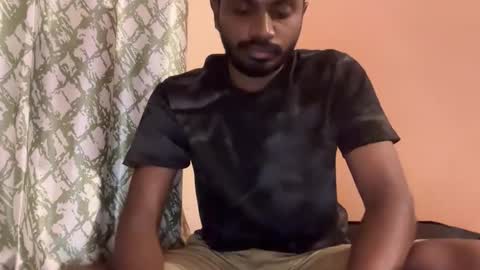 Snapshot of indianbighard21 chatting on 03-15-26, 06:03 indianbighard21 online show from 03-15-26, 06:03