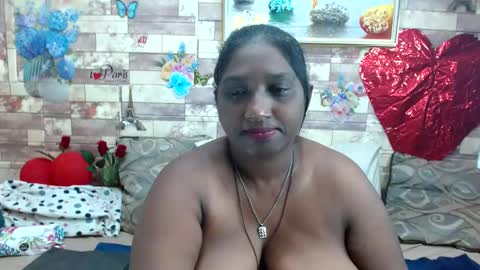 Snapshot of indianblue3 chatting on 02-20-25, 10:16 tracy online show from 02-20-25, 10:16