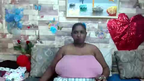 Snapshot of indianblue3 chatting on 02-23-25, 11:11 tracy online show from 02-23-25, 11:11