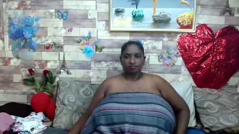 Snapshot of indianblue3 chatting on 02-24-25, 10:59 tracy online show from 02-24-25, 10:59