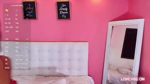 LITTLE AINHOA  online show from 12-05-24, 07:38