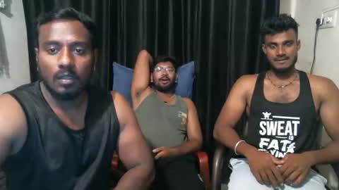 Snapshot of indiandesiguys2023 chatting on 09-10-25, 04:40 indian guys for you online show from 09-10-25, 04:40