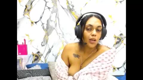 Snapshot of indiandesire4u69 chatting on 06-02-26, 05:48 Lia online show from 06-02-26, 05:48