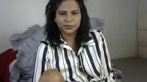 Palavi online show from 09-23-25, 10:29