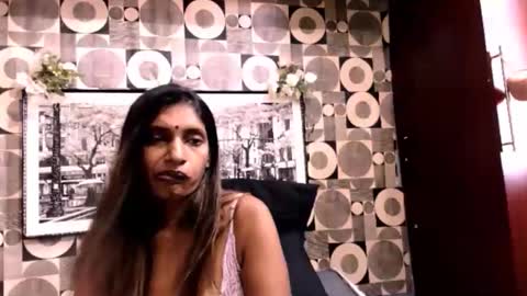 indianhoneyx online show from 02-26-26, 08:46