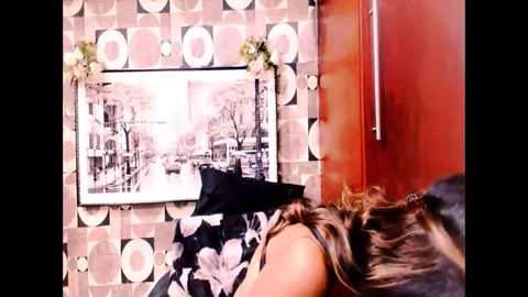 indianhoneyx online show from 03-08-26, 07:56