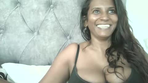 priya online show from 09-30-25, 07:13