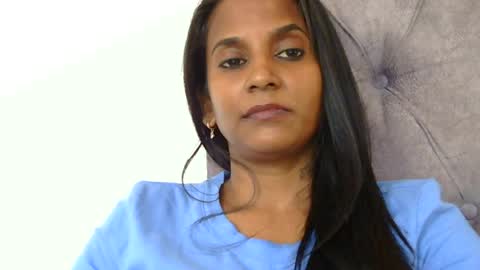 Snapshot of indianjasmin chatting on 06-24-26, 07:07 priya online show from 06-24-26, 07:07