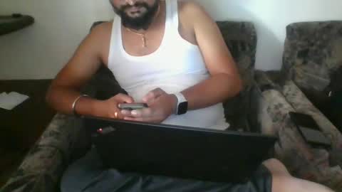 Indian lover online show from 01-05-25, 07:49
