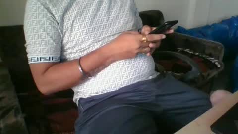 Indian lover online show from 01-10-25, 07:57