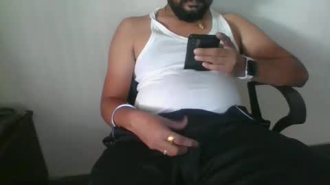 Indian lover online show from 02-06-25, 09:11