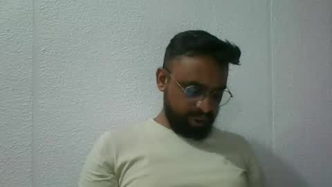 Indian lover online show from 09-09-25, 04:45
