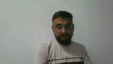 Indian lover online show from 09-10-25, 04:56