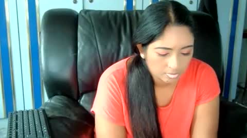 Indianpalgal69 online show from 12-19-24, 09:29