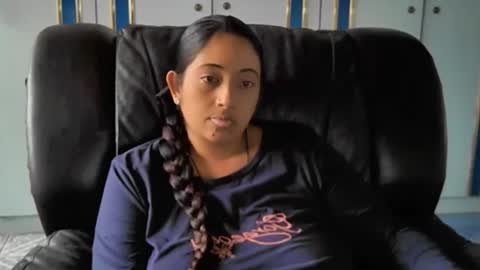 Indianpalgal69 online show from 02-28-25, 09:15