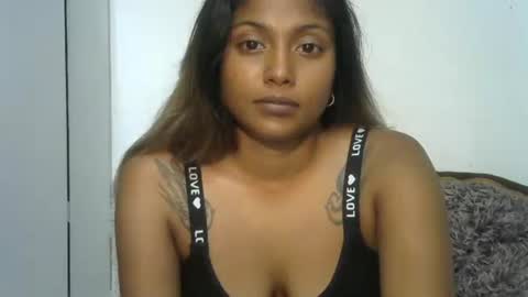 Snapshot of indianqtpie6 chatting on 04-12-26, 06:13 indianqtpie6 online show from 04-12-26, 06:13