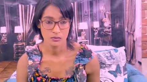 Snapshot of indianrebel4u2luv chatting on 08-08-26, 06:54 indianrebel4u2luv online show from 08-08-26, 06:54
