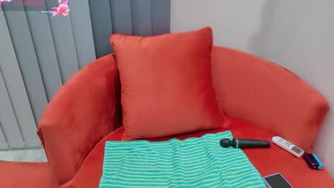 Snapshot of indianromance chatting on 05-23-26, 12:38 Yazmin online show from 05-23-26, 12:38