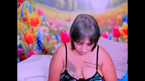 indianroxy27 online show from 03-11-26, 06:47