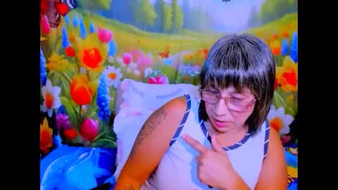 indianroxy27 online show from 05-06-26, 06:02